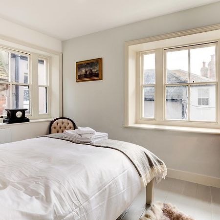 Stunning Seaside Georgian Townhouse With Sea Views Villa Хейстингс Екстериор снимка